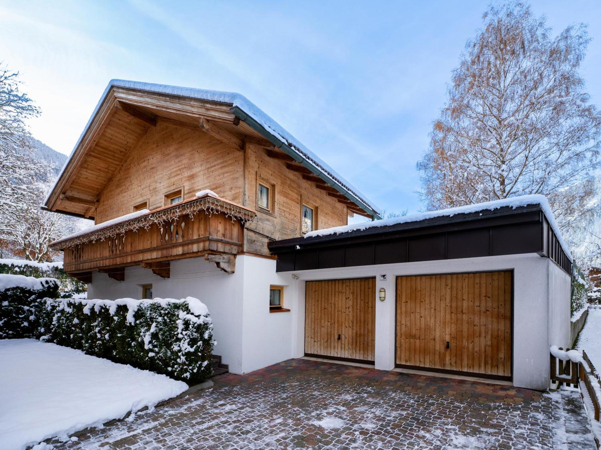 Chalet - Appartements Julitta Mayrhofen Exterior photo